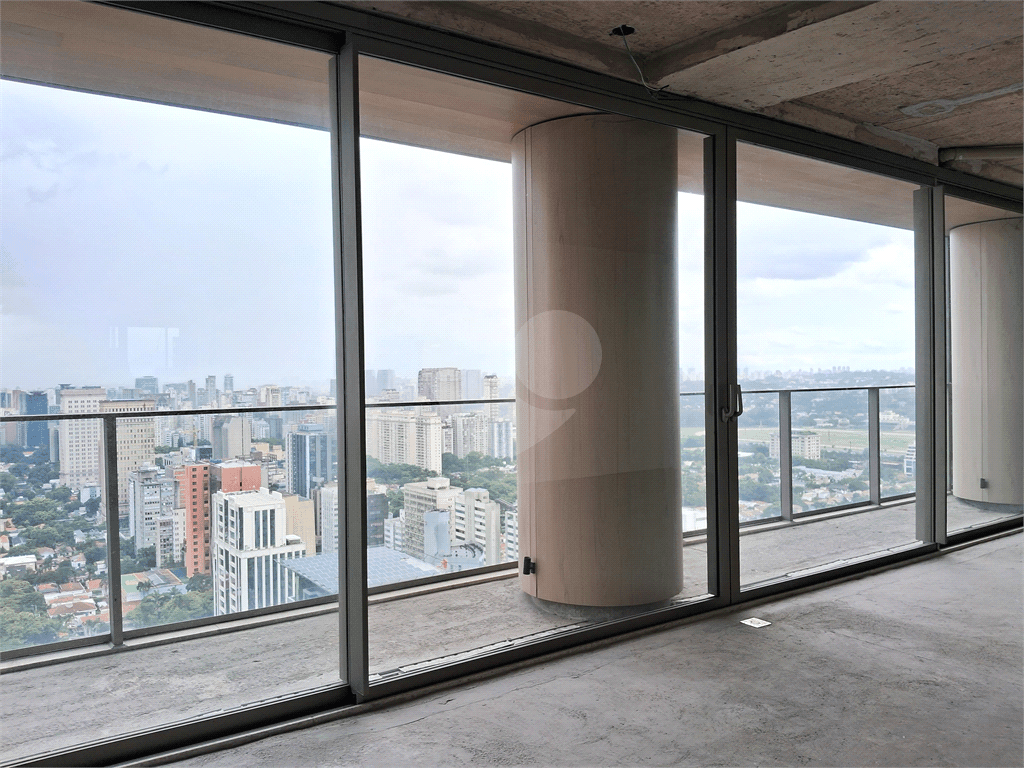 Apartamento com 3 quartos à venda em Pinheiros - SP