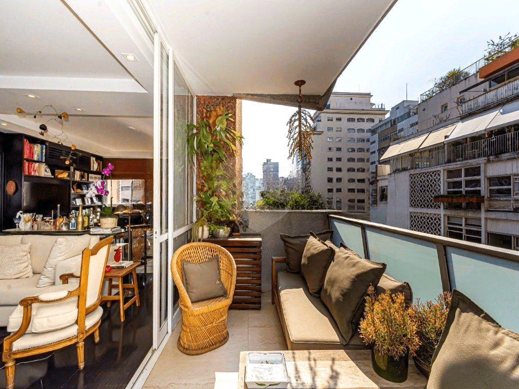 Apartamento com 3 quartos à venda em Cerqueira césar - SP