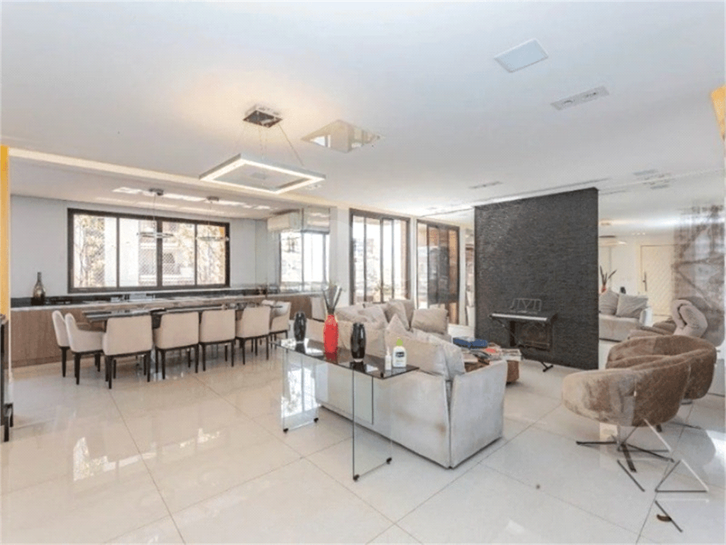 Apartamento com 3 quartos à venda ou para locação em Higienópolis - SP