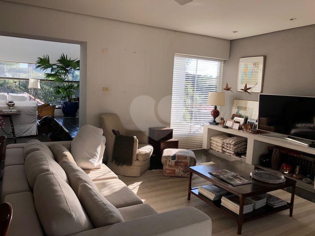 Sobrado com 4 quartos à venda em Jardim leonor - SP