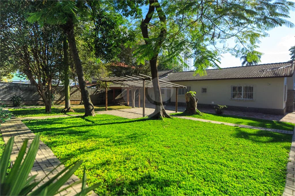 Casa térrea com 3 quartos à venda em Santo amaro - SP