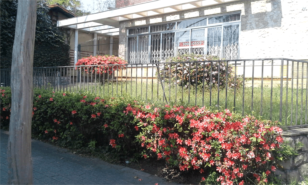 Sobrado com 4 quartos à venda ou para locação em Pinheiros - SP