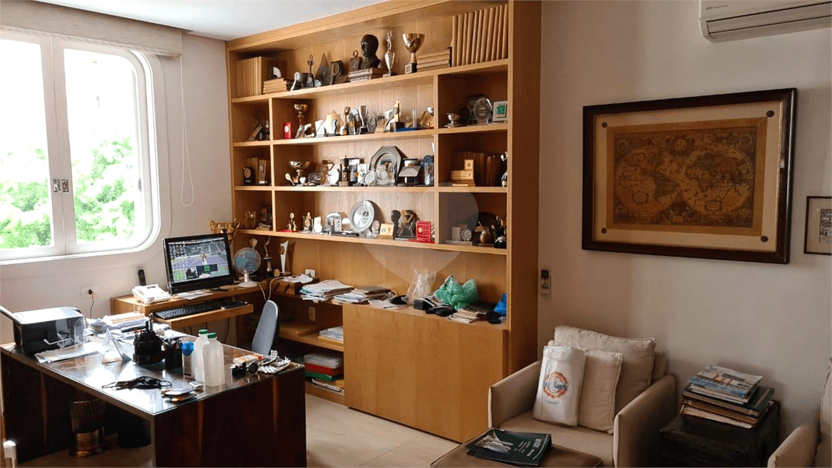 Apartamento com 3 quartos à venda ou para locação em Cerqueira césar - SP