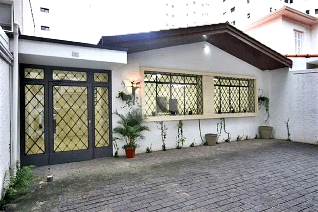 Casa com 1 quartos à venda ou para locação em Perdizes - SP