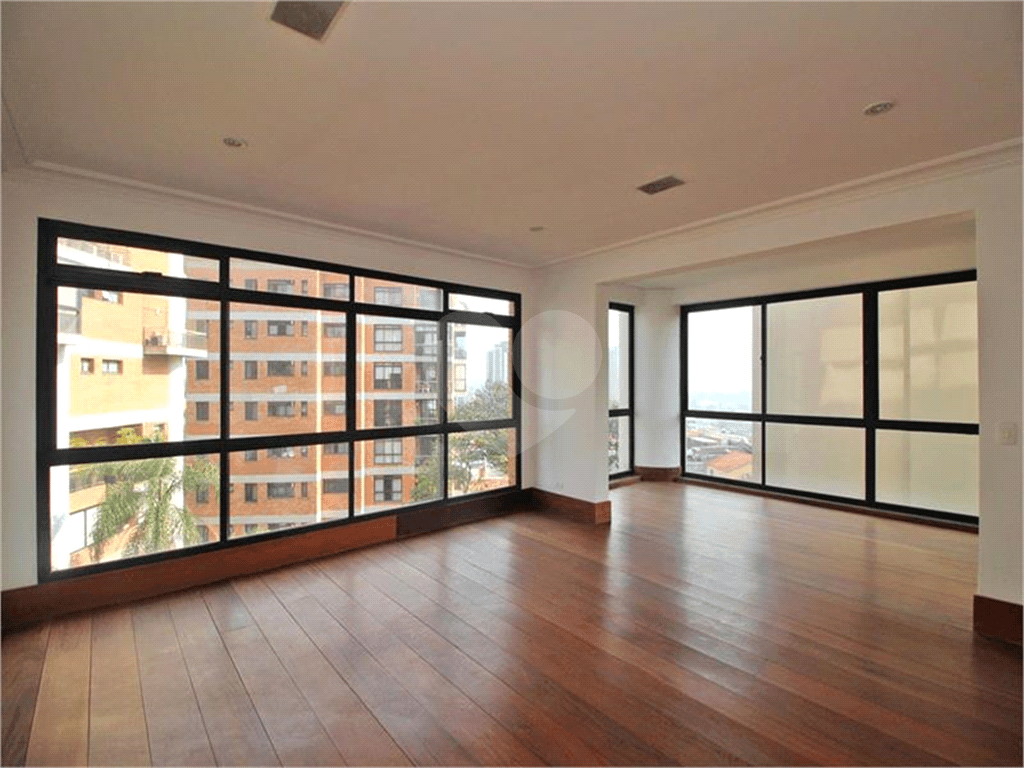 Duplex com 4 quartos à venda ou para locação em Vila progredior - SP