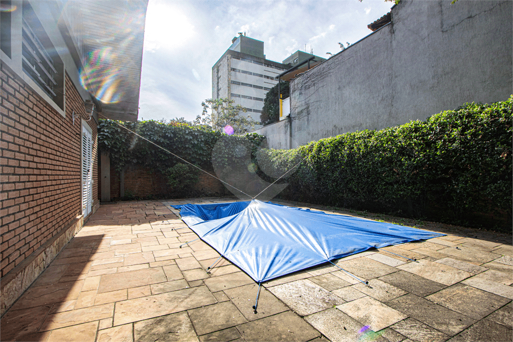 Casa térrea com 4 quartos à venda em Alto de pinheiros - SP