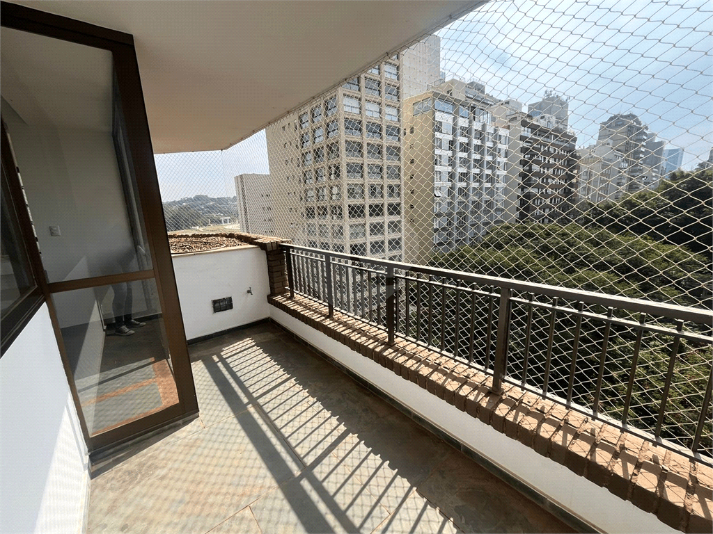 Apartamento com 4 quartos para locação em Jardim europa - SP