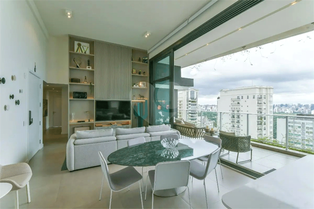 Apartamento com 3 quartos à venda em Cerqueira césar - SP