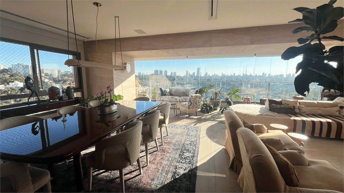 Apartamento com 4 quartos à venda em Consolação - SP