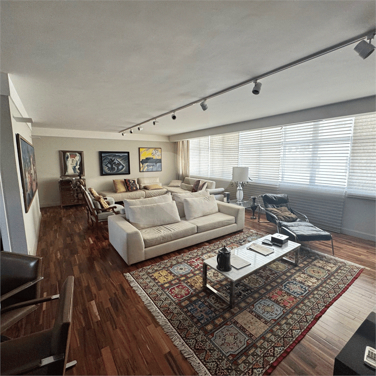 Apartamento com 4 quartos à venda ou para locação em Cerqueira césar - SP