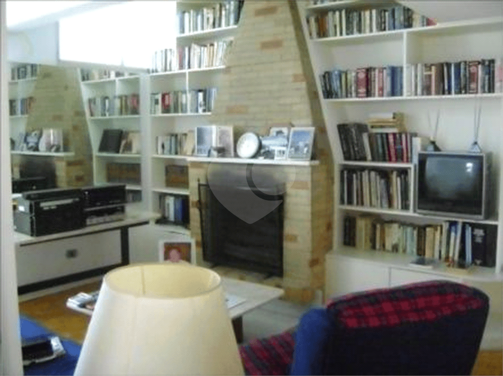 Apartamento com 3 quartos para locação em Cerqueira césar - SP