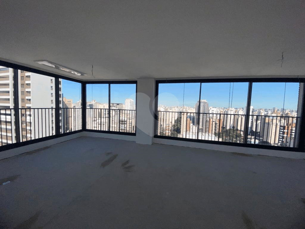 Apartamento com 4 quartos à venda em Moema - SP