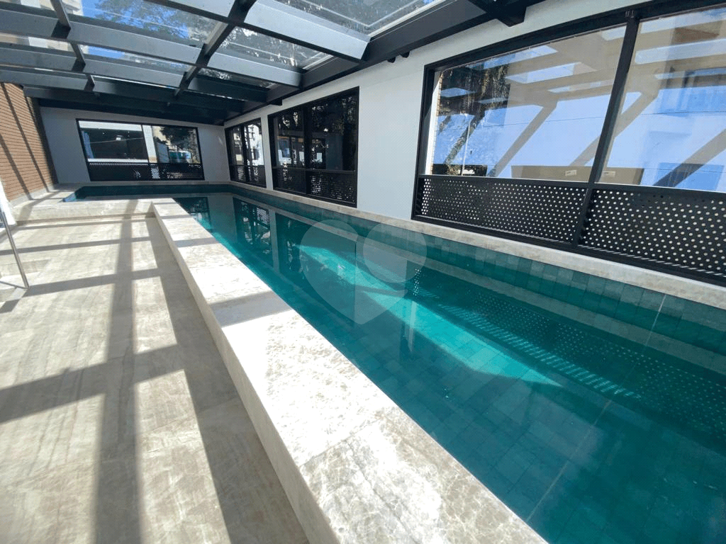 Apartamento com 4 quartos à venda em Moema - SP