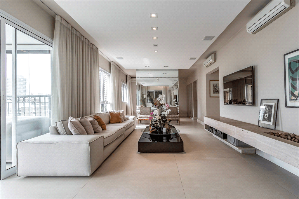 Apartamento com 3 quartos à venda em Vila nova conceição - SP