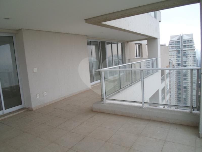Apartamento com 4 quartos à venda em Campo belo - SP