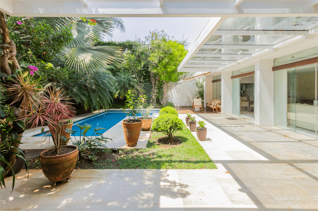 Casa com 4 quartos à venda em Vila madalena - SP