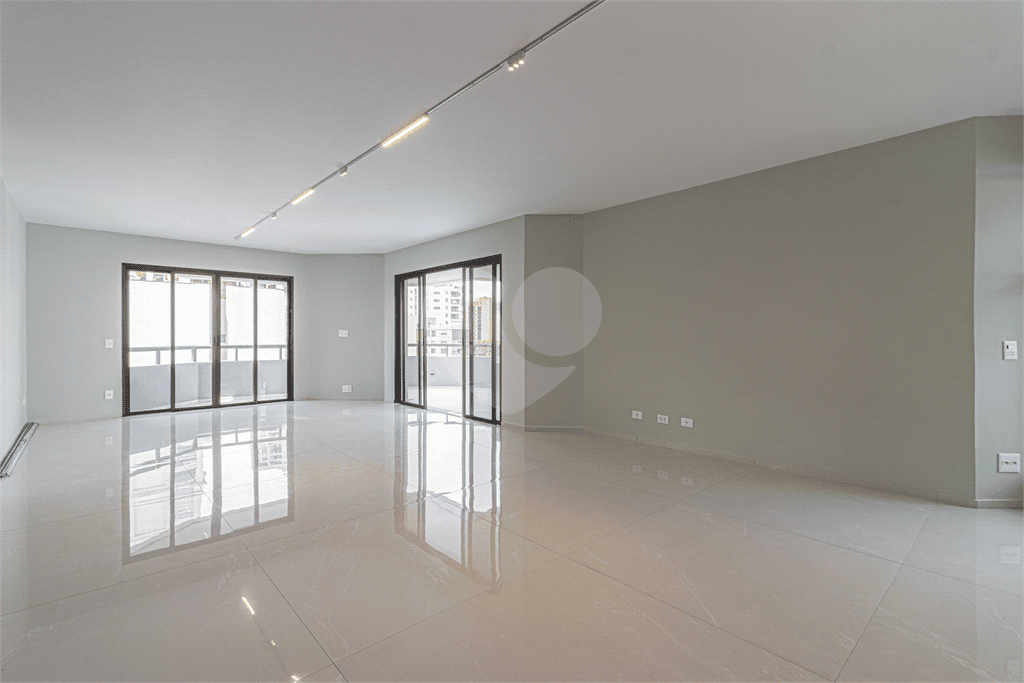 Apartamento com 4 quartos à venda ou para locação em Vila nova conceição - SP