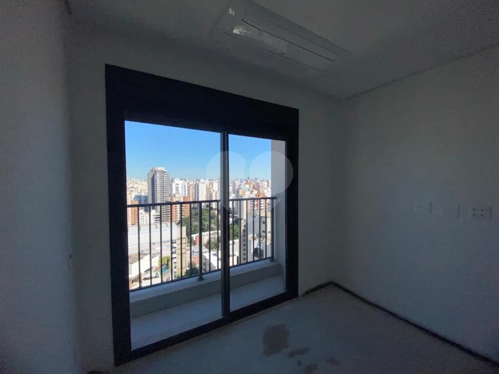 Apartamento com 4 quartos à venda em Moema - SP