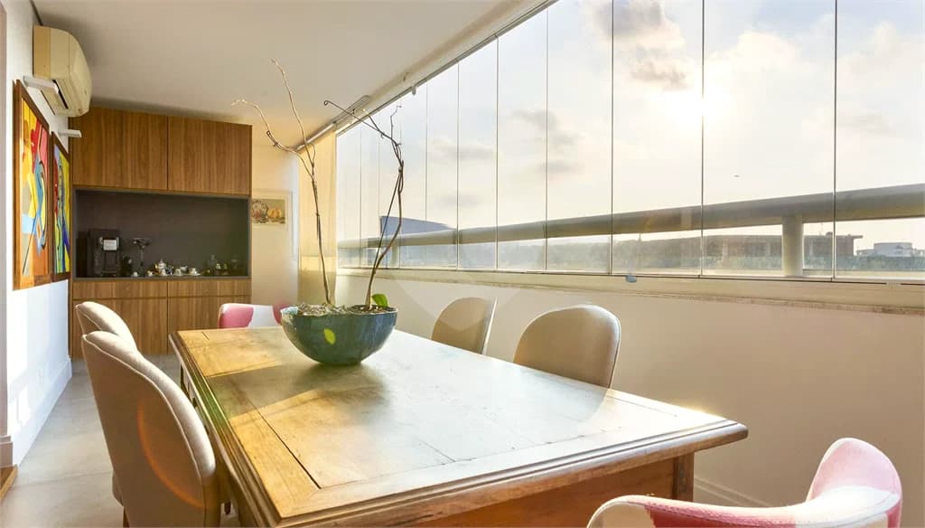 Apartamento com 2 quartos à venda ou para locação em Itaim bibi - SP