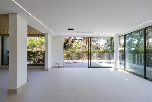 Condomínio com 4 quartos à venda ou para locação em Jardim europa - SP