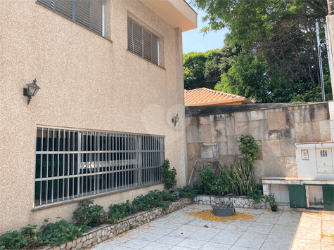 Sobrado com 5 quartos à venda ou para locação em Campo belo - SP