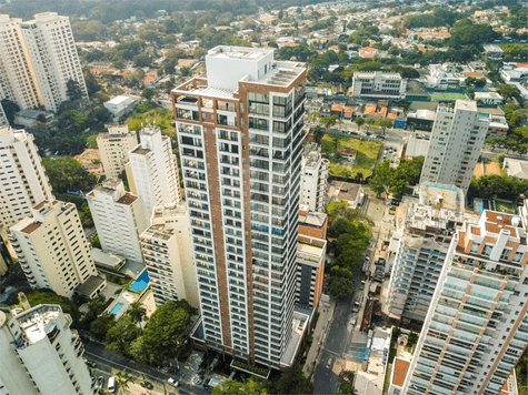 Apartamento com 4 quartos à venda em Moema - SP