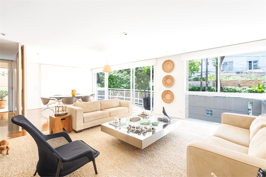 Casa com 4 quartos à venda em Vila madalena - SP
