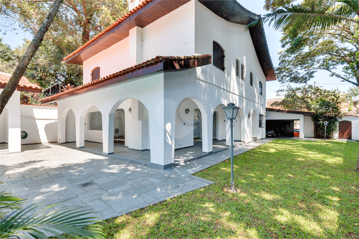 Sobrado com 4 quartos para locação em Jardim dos estados - SP