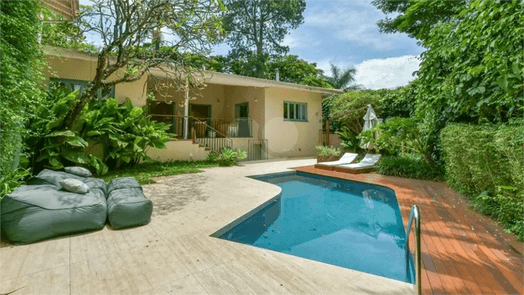 Casa com 5 quartos à venda em Morumbi - SP