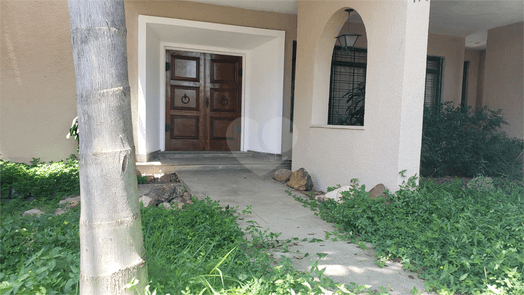 Casa térrea com 3 quartos à venda ou para locação em Indianópolis - SP