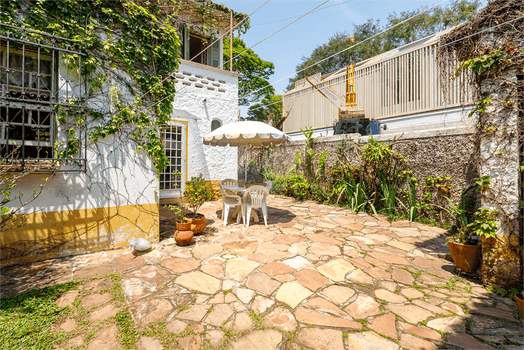 Sobrado com 4 quartos à venda em Jardim europa - SP