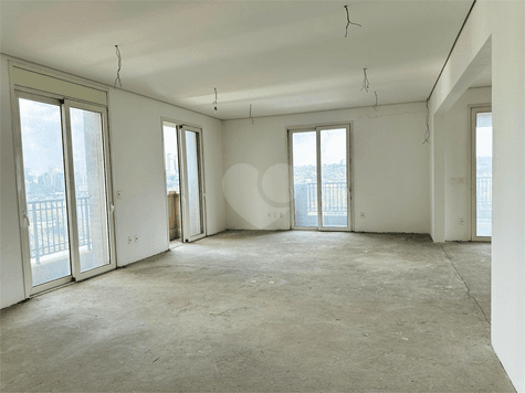 Apartamento com 4 quartos à venda ou para locação em Jardim Europa - SP