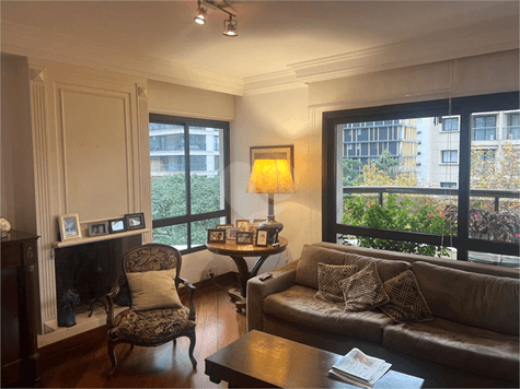 Apartamento com 4 quartos à venda em Jardim europa - SP