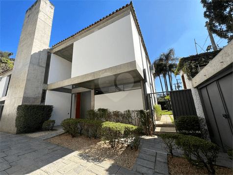 Sobrado com 5 quartos para locação em Jardim everest - SP