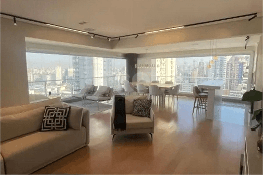 Apartamento com 3 quartos à venda em Paraíso - SP