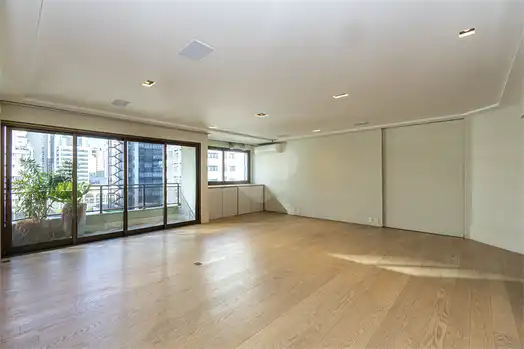 Apartamento com 4 quartos à venda ou para locação em Jardim europa - SP