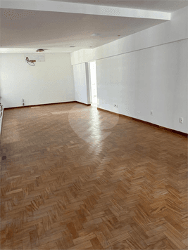 Apartamento com 4 quartos para locação em Cerqueira césar - SP