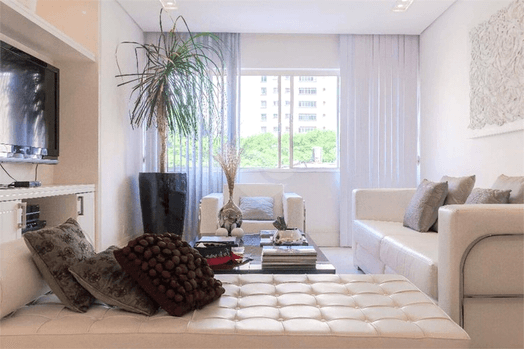 Apartamento com 3 quartos à venda ou para locação em Consolação - SP