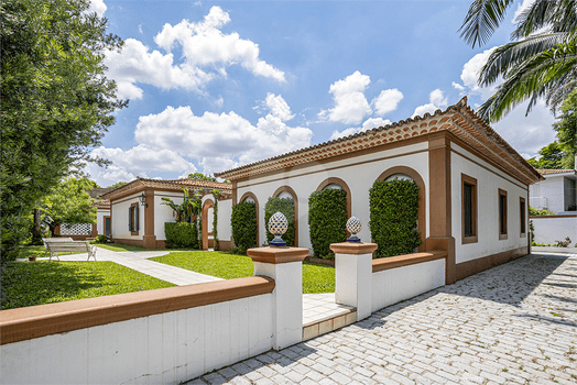 Casa com 4 quartos à venda em Alto de pinheiros - SP