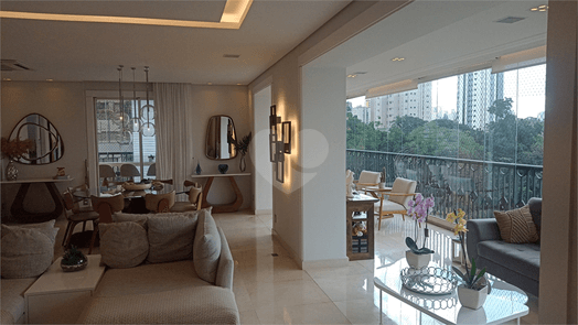 Apartamento com 4 quartos à venda em Jardim fonte do morumbi - SP