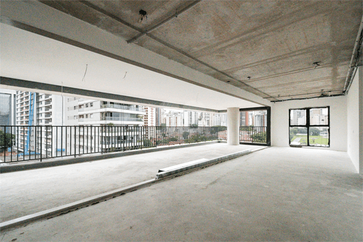 Apartamento com 3 quartos à venda em Paraíso - SP