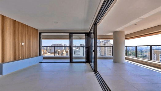 Apartamento com 3 quartos à venda em Moema - SP