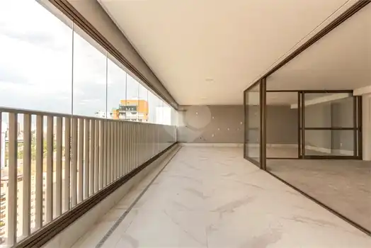 Apartamento com 4 quartos à venda em Moema - SP