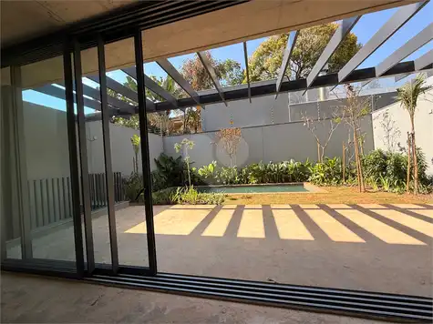 Condomínio com 4 quartos à venda em Alto de pinheiros - SP