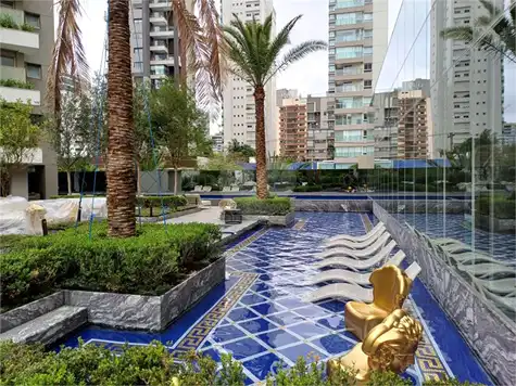 Apartamento com 3 quartos à venda ou para locação em Moema - SP