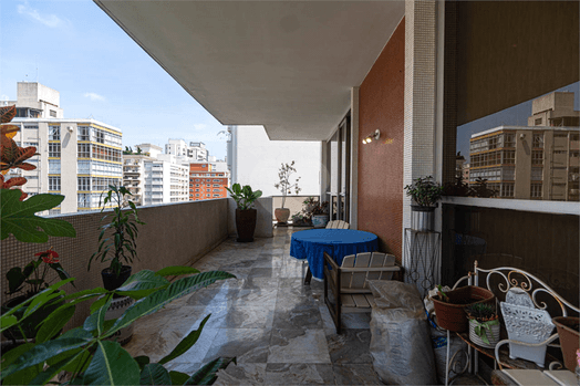 Apartamento com 4 quartos à venda ou para locação em Cerqueira césar - SP