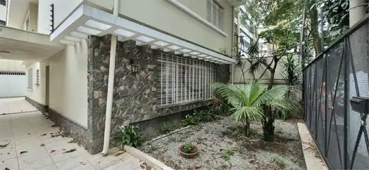 Sobrado com 3 quartos à venda ou para locação em Vila nova conceição - SP