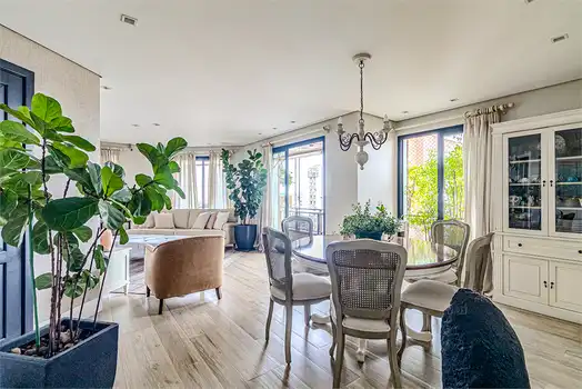 Apartamento com 2 quartos para locação em Vila madalena - SP