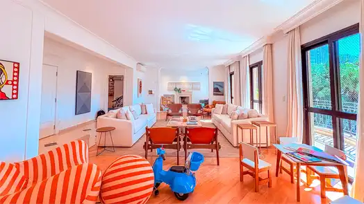 Apartamento com 4 quartos à venda em Moema - SP
