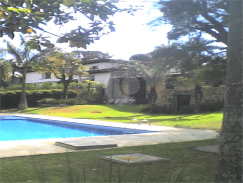 Casa de vila com 6 quartos à venda em Jardim morumbi - SP